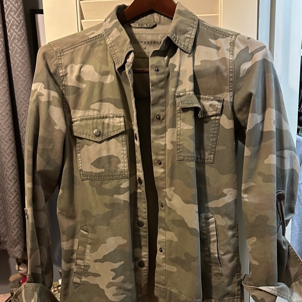 Aeropostale Tan Camouflage Field Jacket